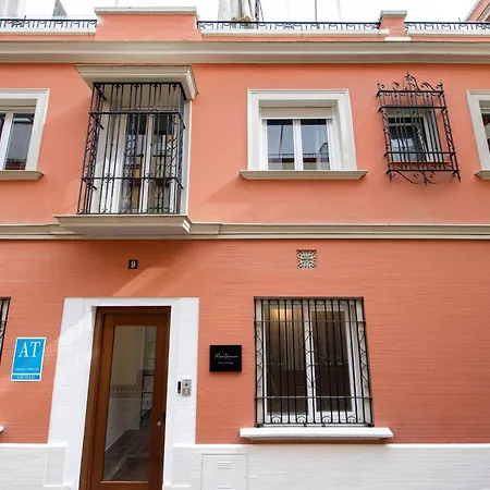 Suites Maestranza Santas Patronas - Penthouse With Jacuzzi And Parking Sevilla Buitenkant foto