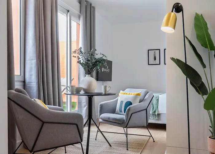 Suites Maestranza Santas Patronas - Penthouse With Jacuzzi And Parking